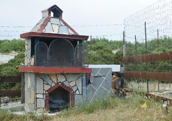 הוילה Kastron  Mountain House Kastro מראה חיצוני תמונה